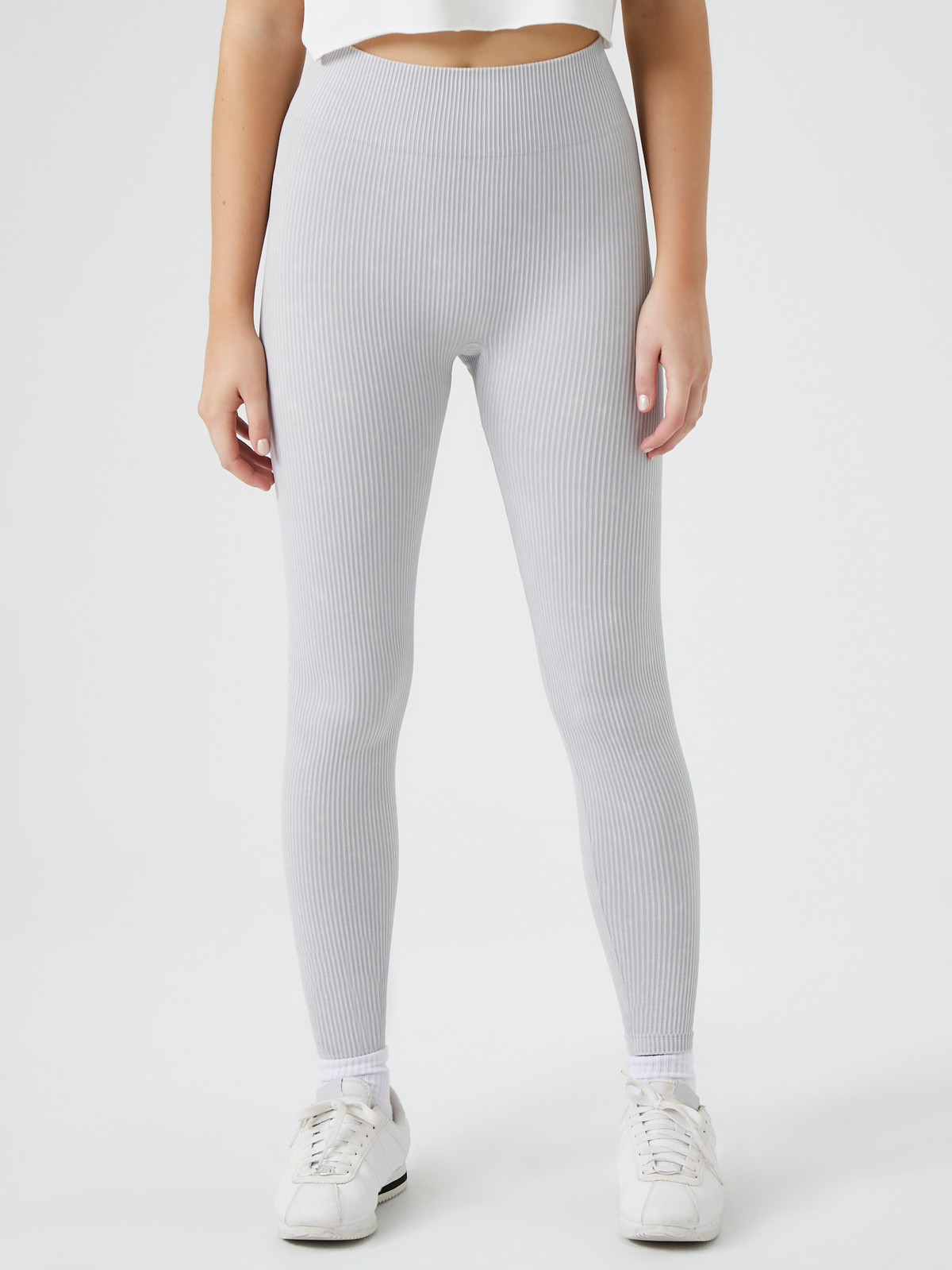 טייץ בגזרה גבוהה בטקסטורת ריב