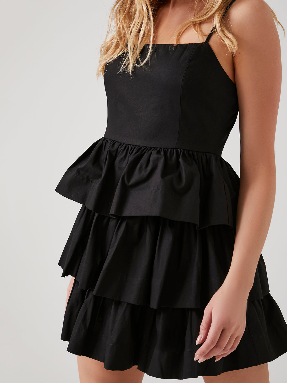 שמלת מיני קומות