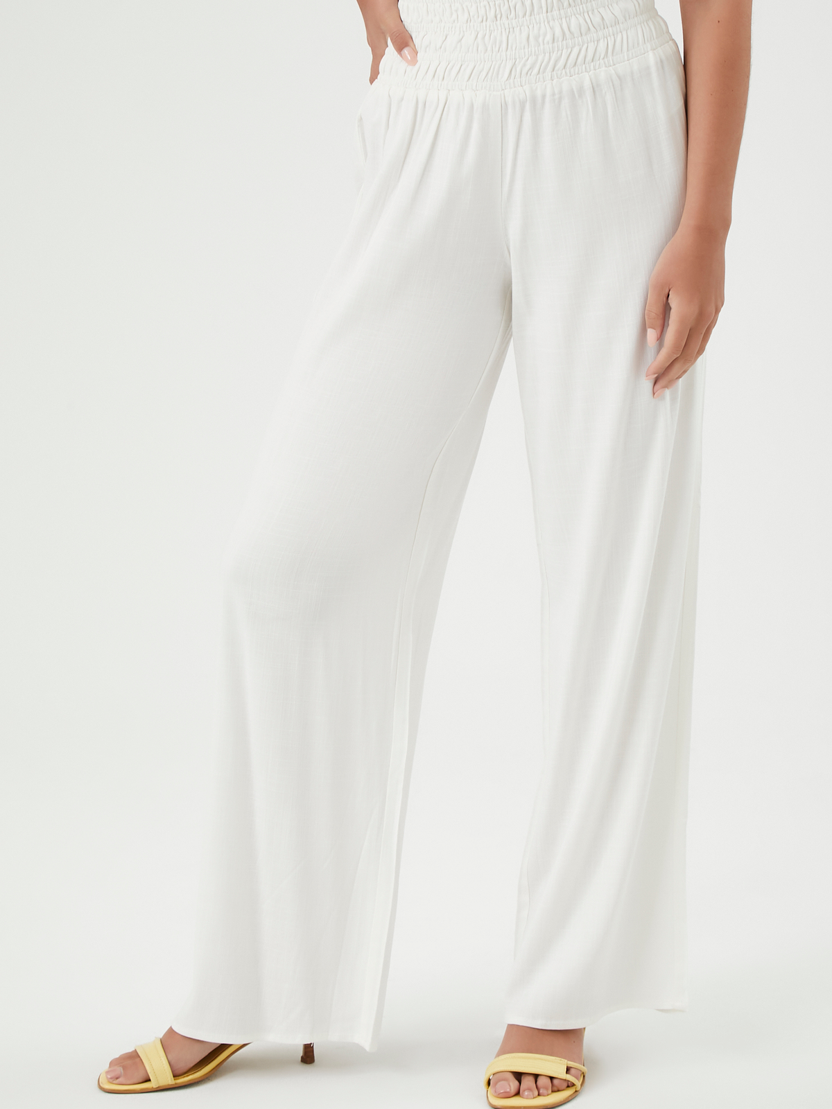 מכנסי WIDE LEG בשילוב חגורת מותן עבה