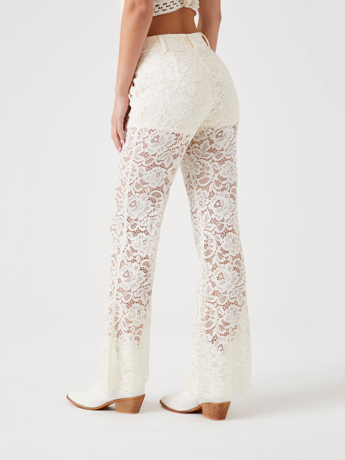 מכנסי תחרה בגזרת פדלפון- FOREVER 21|פוראבר 21