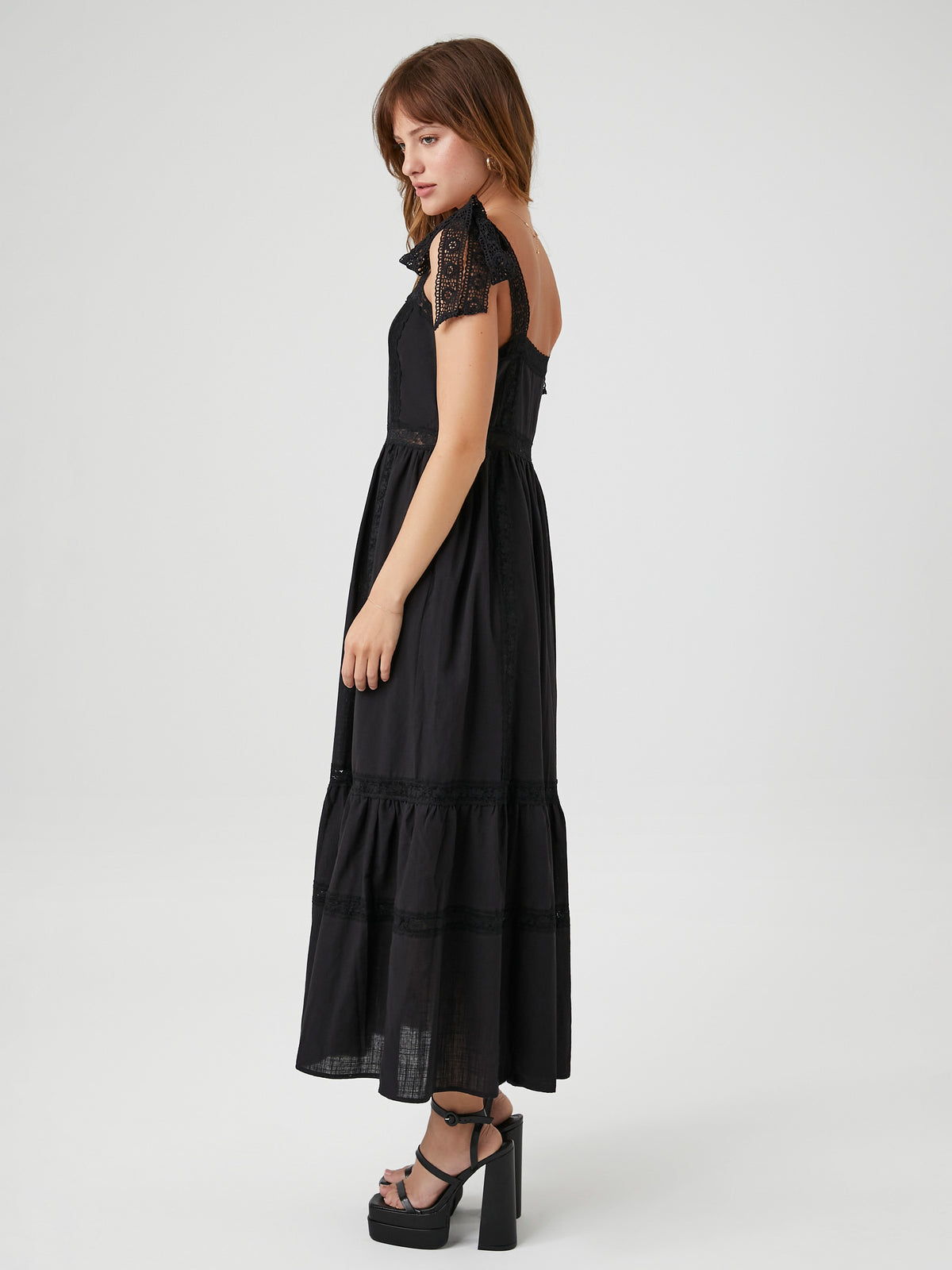 שמלת מקסי בשילוב תחרה