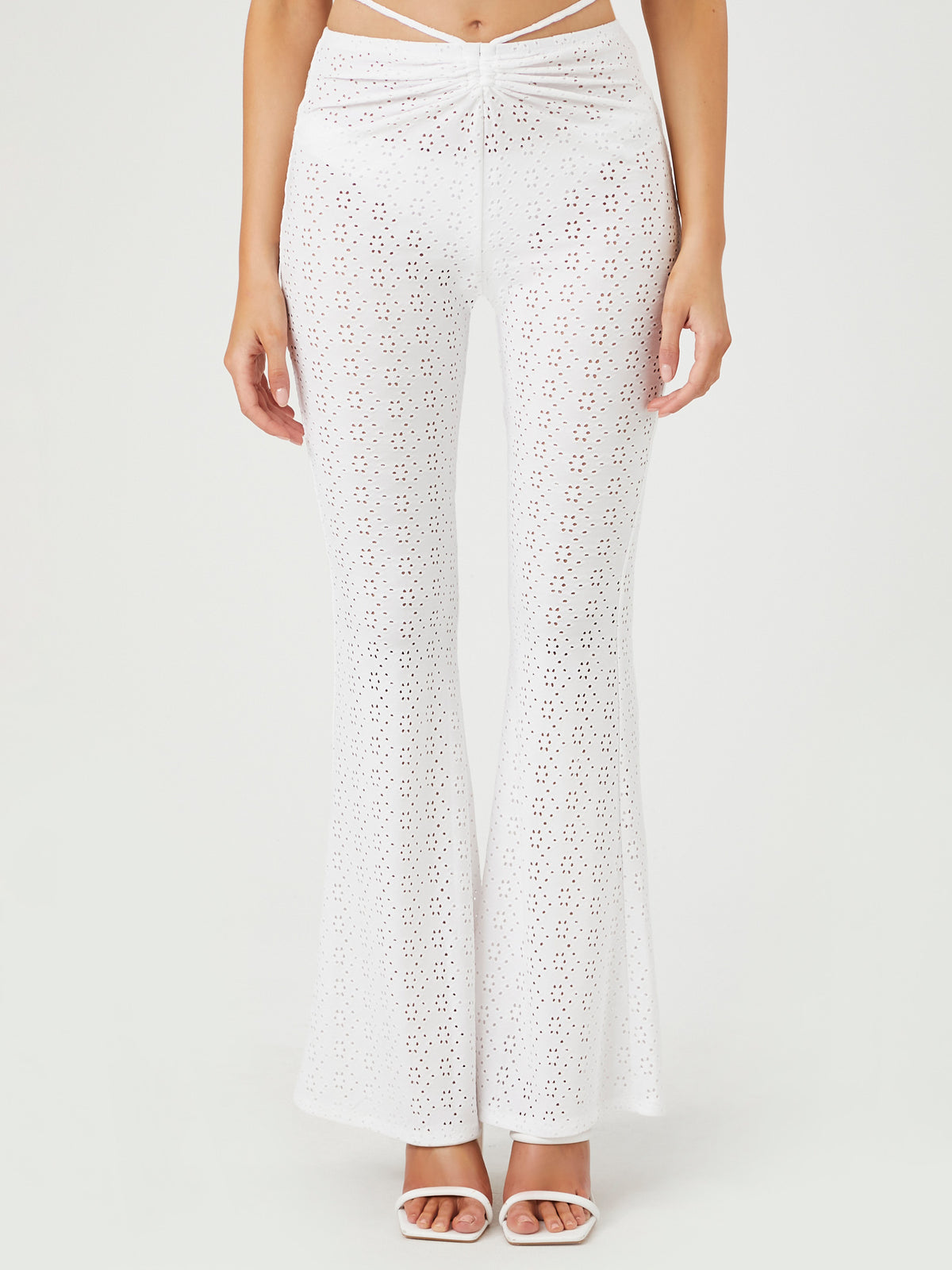 מכנסי פדלפון בשילוב רקמה פרחונית