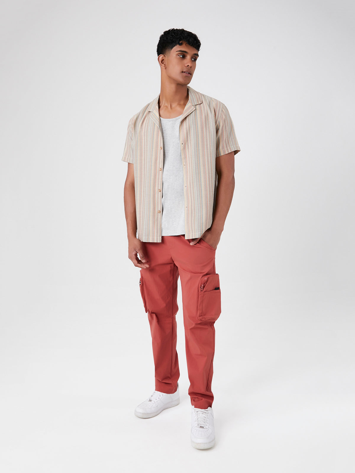 מכנסי דגמ'ח בגזרה צרה