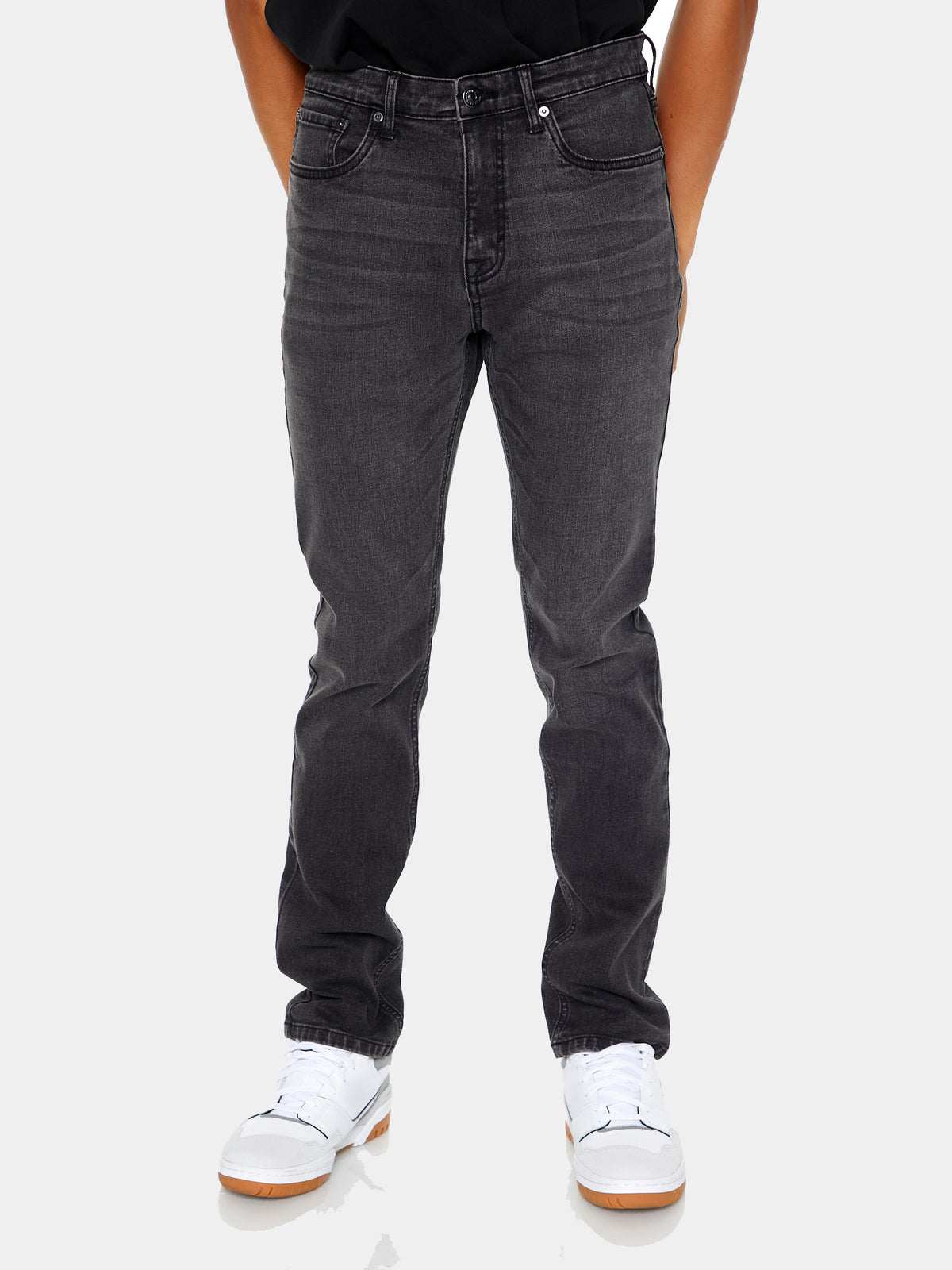 ג'ינס סטרץ' בגזרה צמודה עם אפקט שחיקה