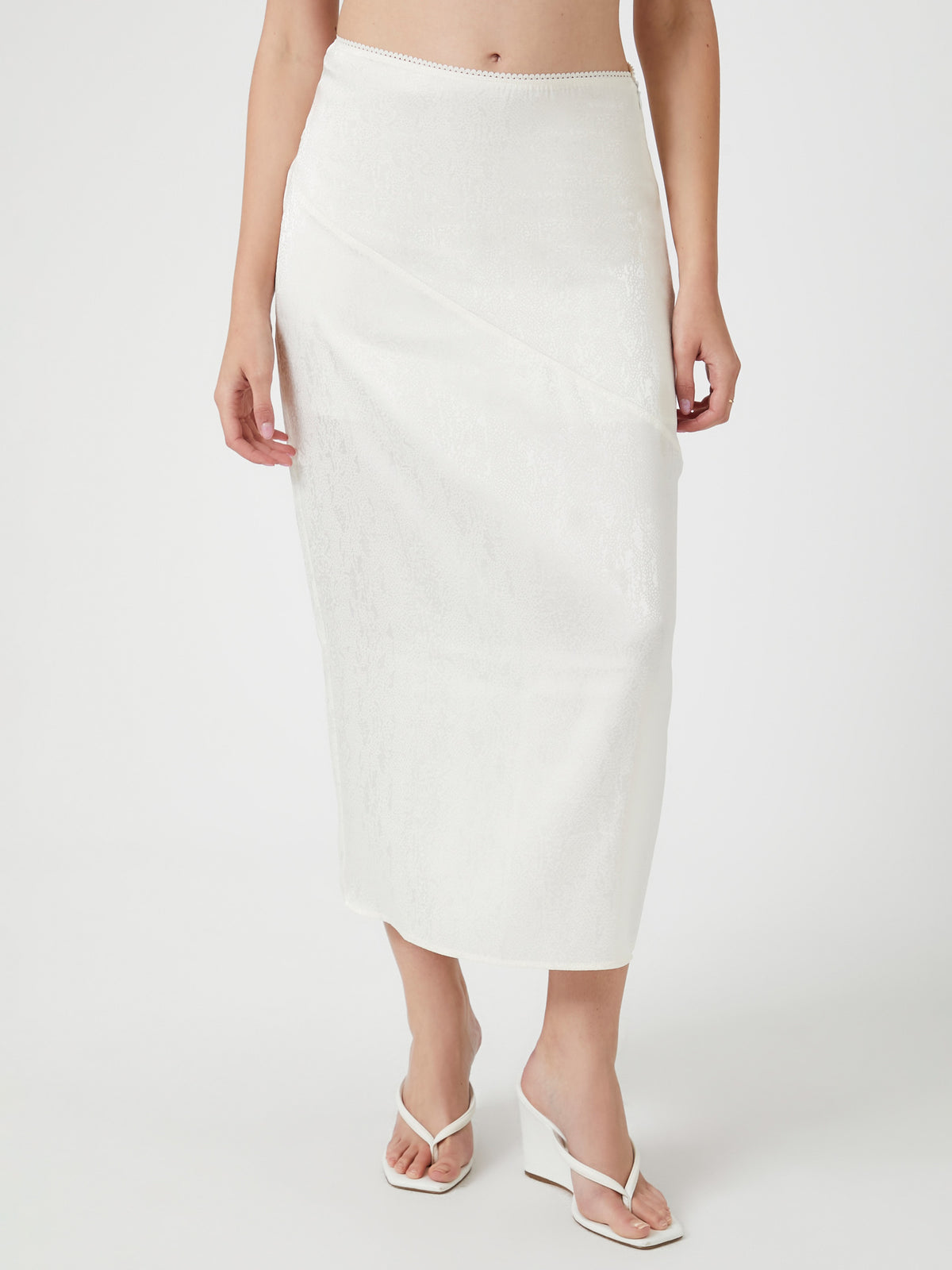 חצאית מקסי סאטן