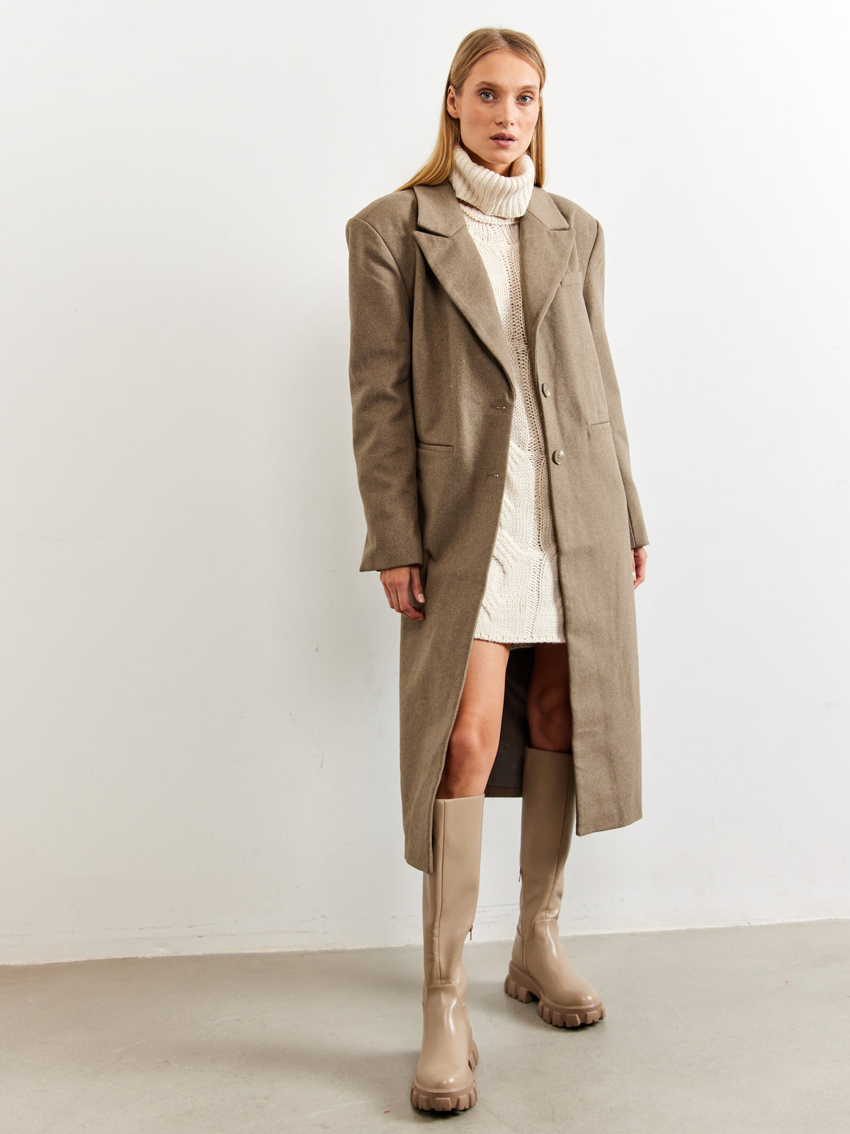 מעיל צמר ארוך בסגנון בלייזר JOSEFINE H.J X NA-KD