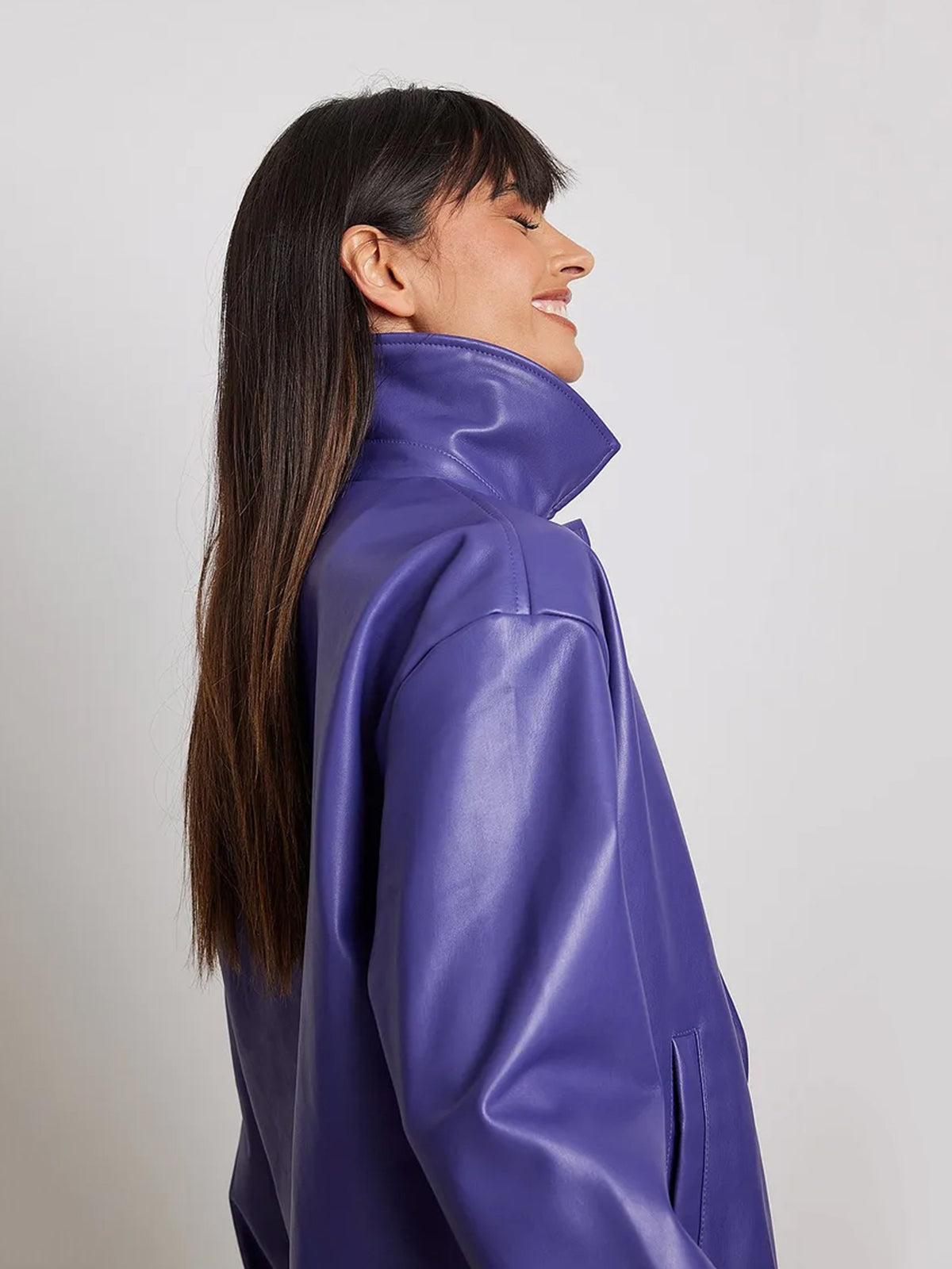 ג'קט במראה עור MOCEAN SISTERS X NA-KD