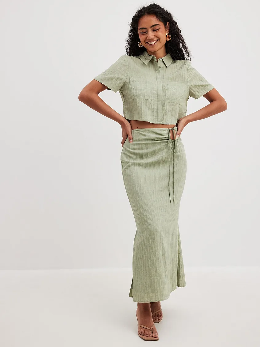 חולצה מכופתרת בדוגמת פסים