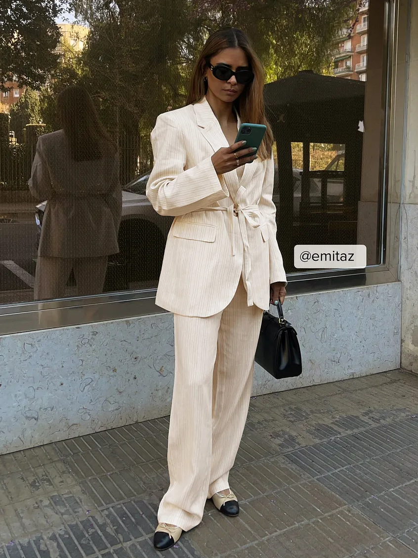 מכנסי פסים רחבים בשילוב פשתן