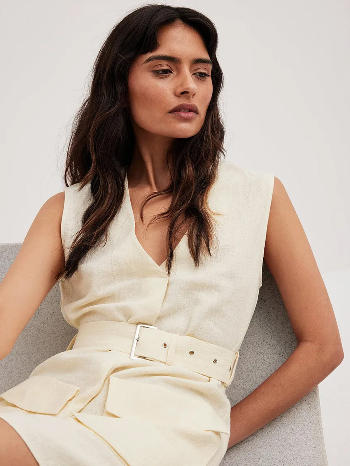 שמלת מיני בשילוב פשתן