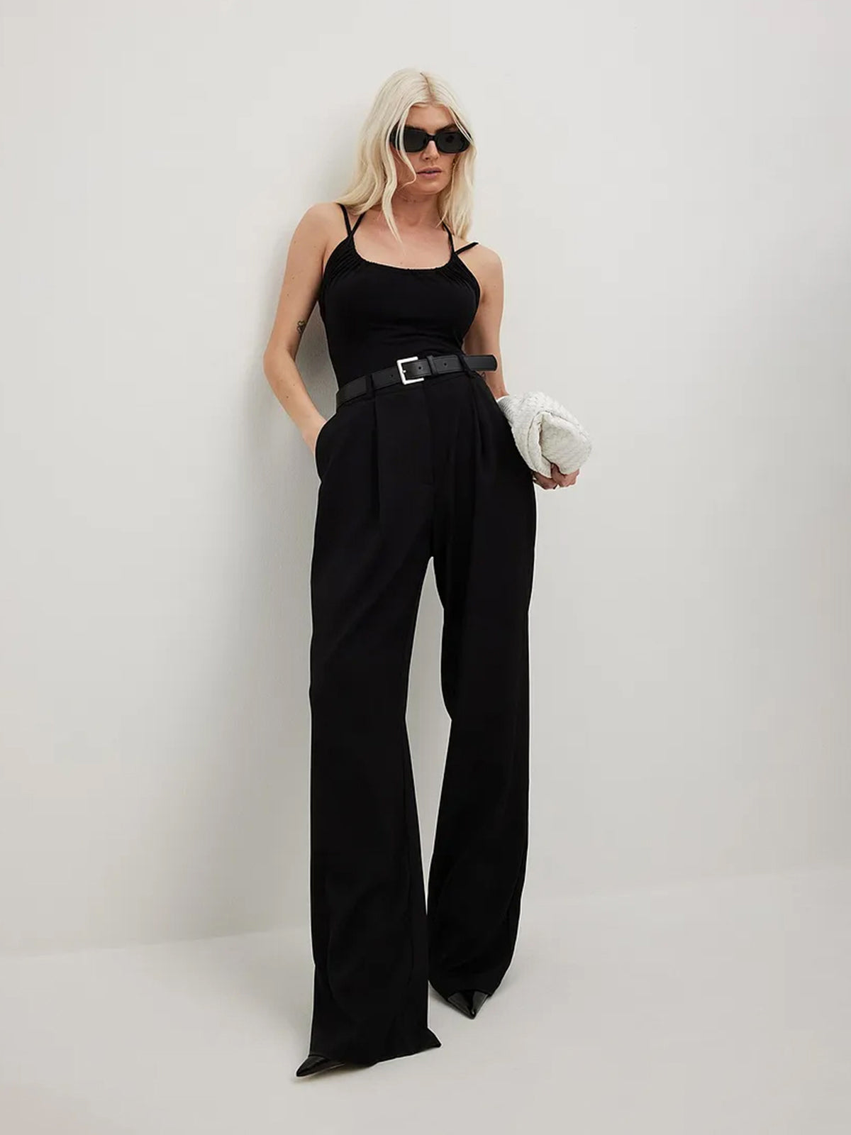 גופייה בשילוב קשירה