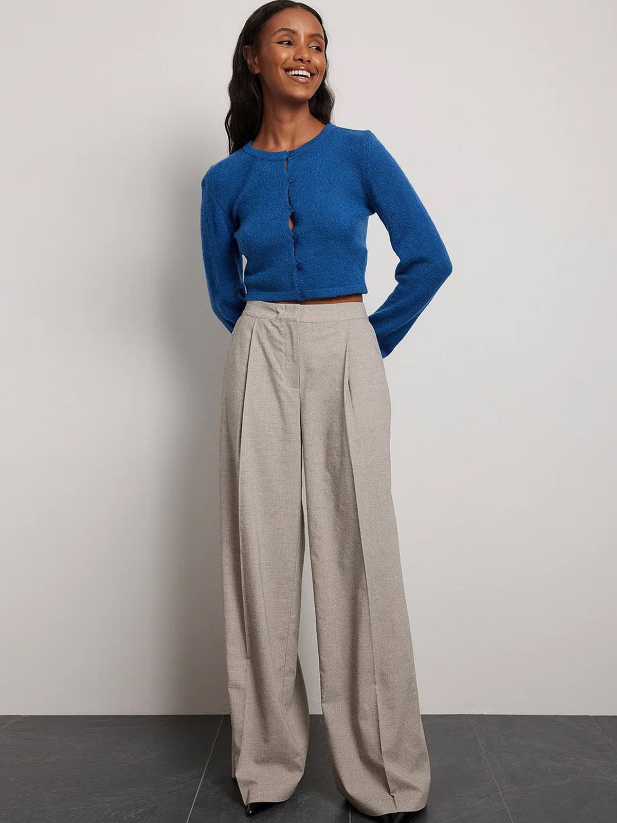 קרדיגן קרופ בשילוב צמר BELEN HOSTALET X NA-KD