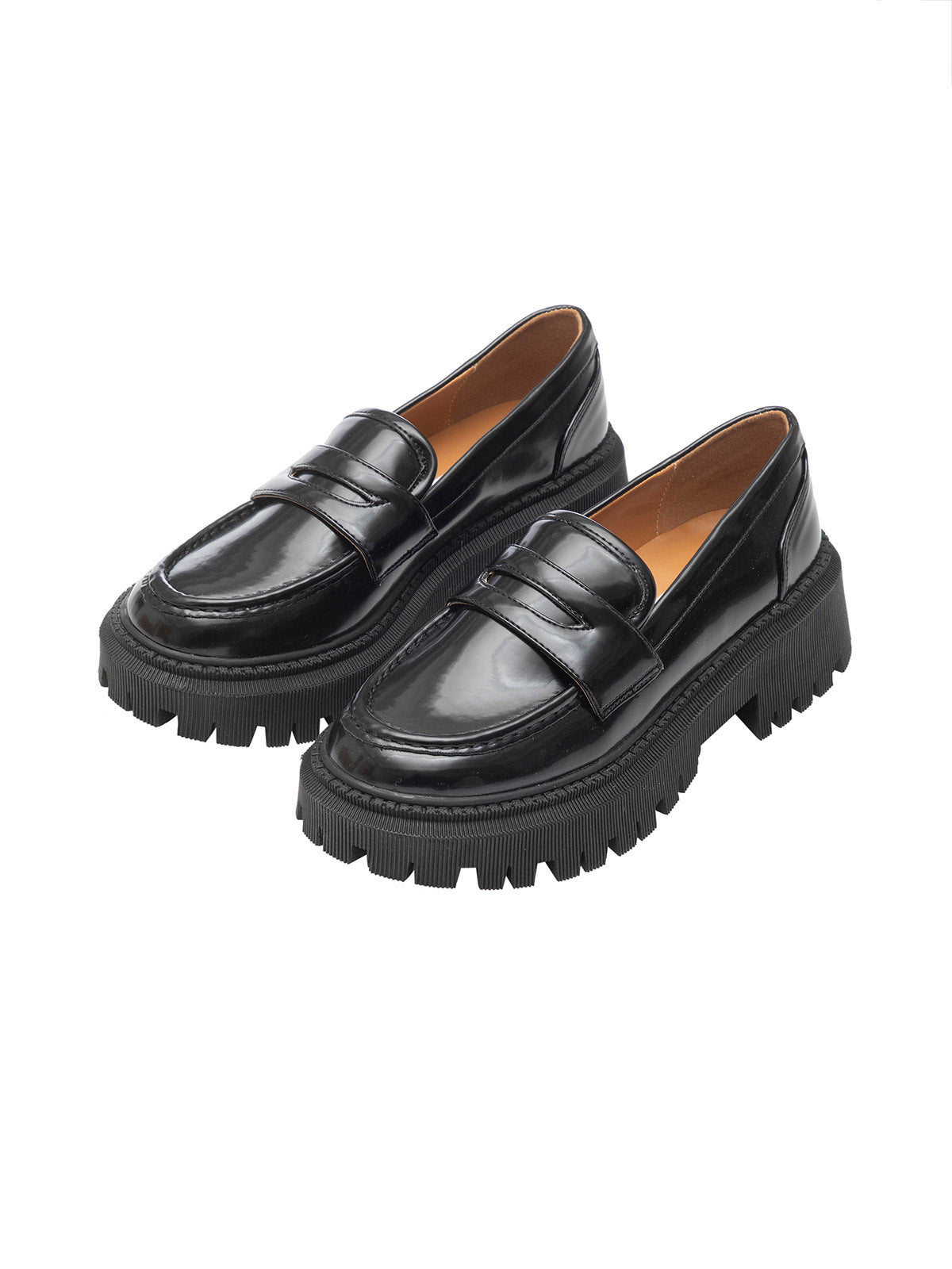 נעלי רטרו עם סוליה עבה