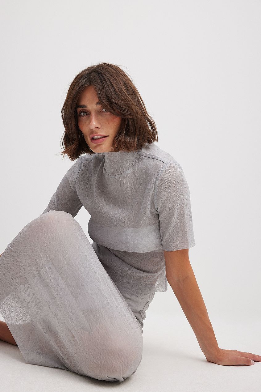 חצאית מקסי בגזרה ישרה מבד מובנה Josefine HJ x NA-KD