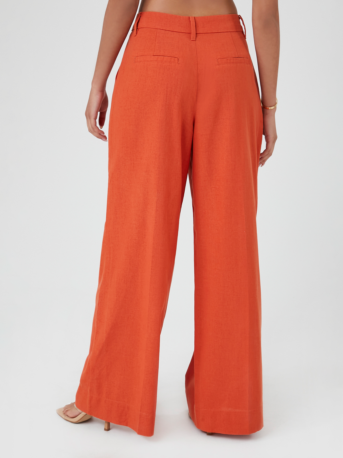 מכנסיים WIDE LEG בשילוב קפלים