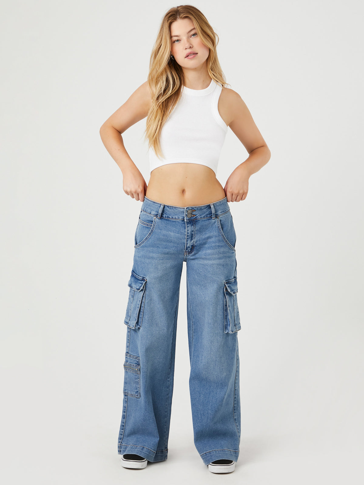 ג'ינס דגמ"ח בגזרה נמוכה