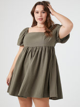 שמלת מיני מתרחבת PLUS SIZE