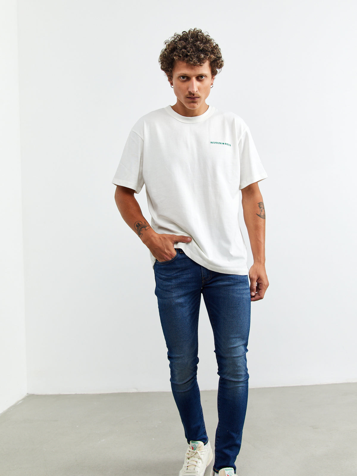 ג'ינס SKINNY TAPER