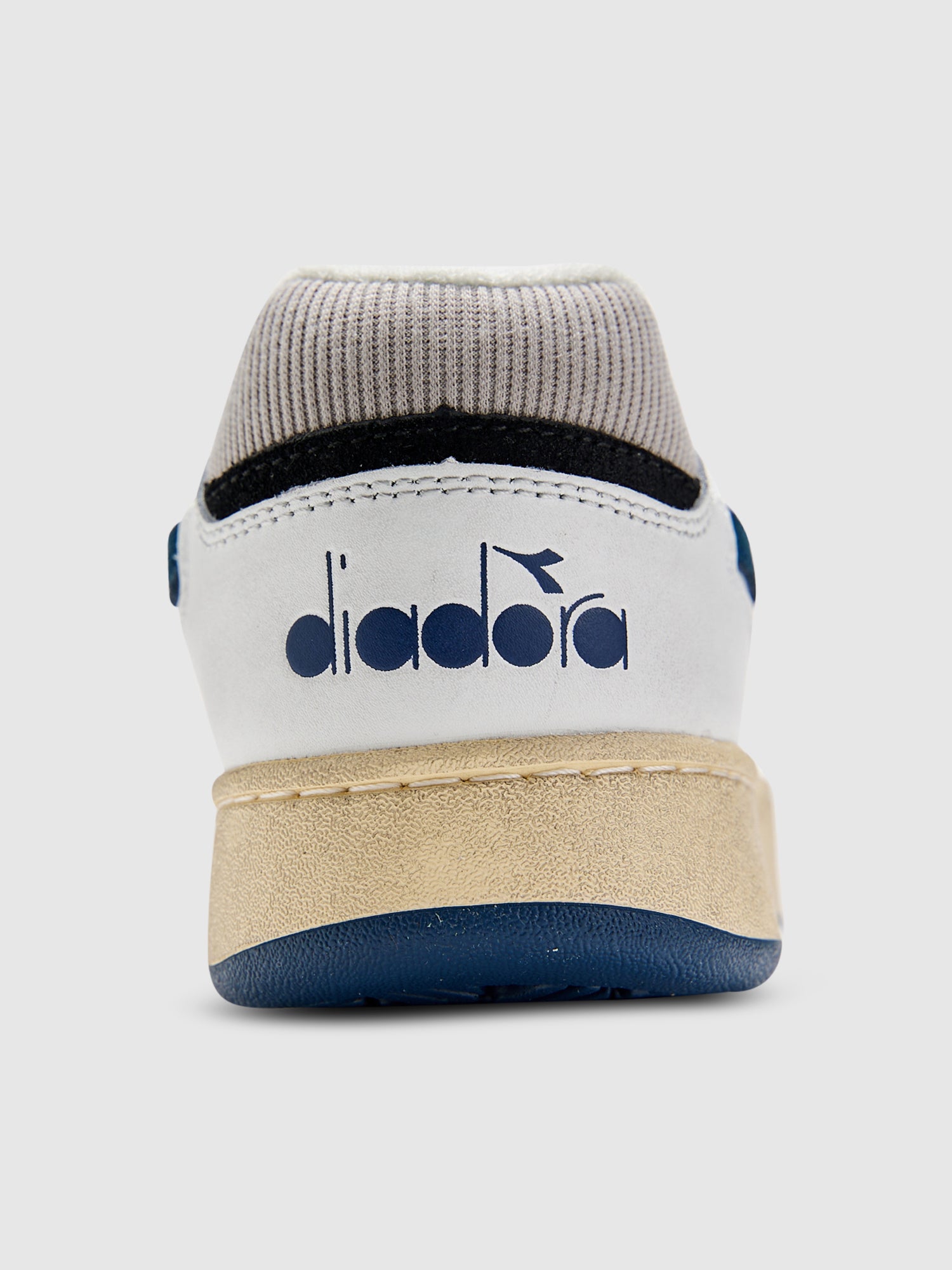 נעלי סניקרס נמוכות BASKET LOW / נשים- Diadora|דיאדורה