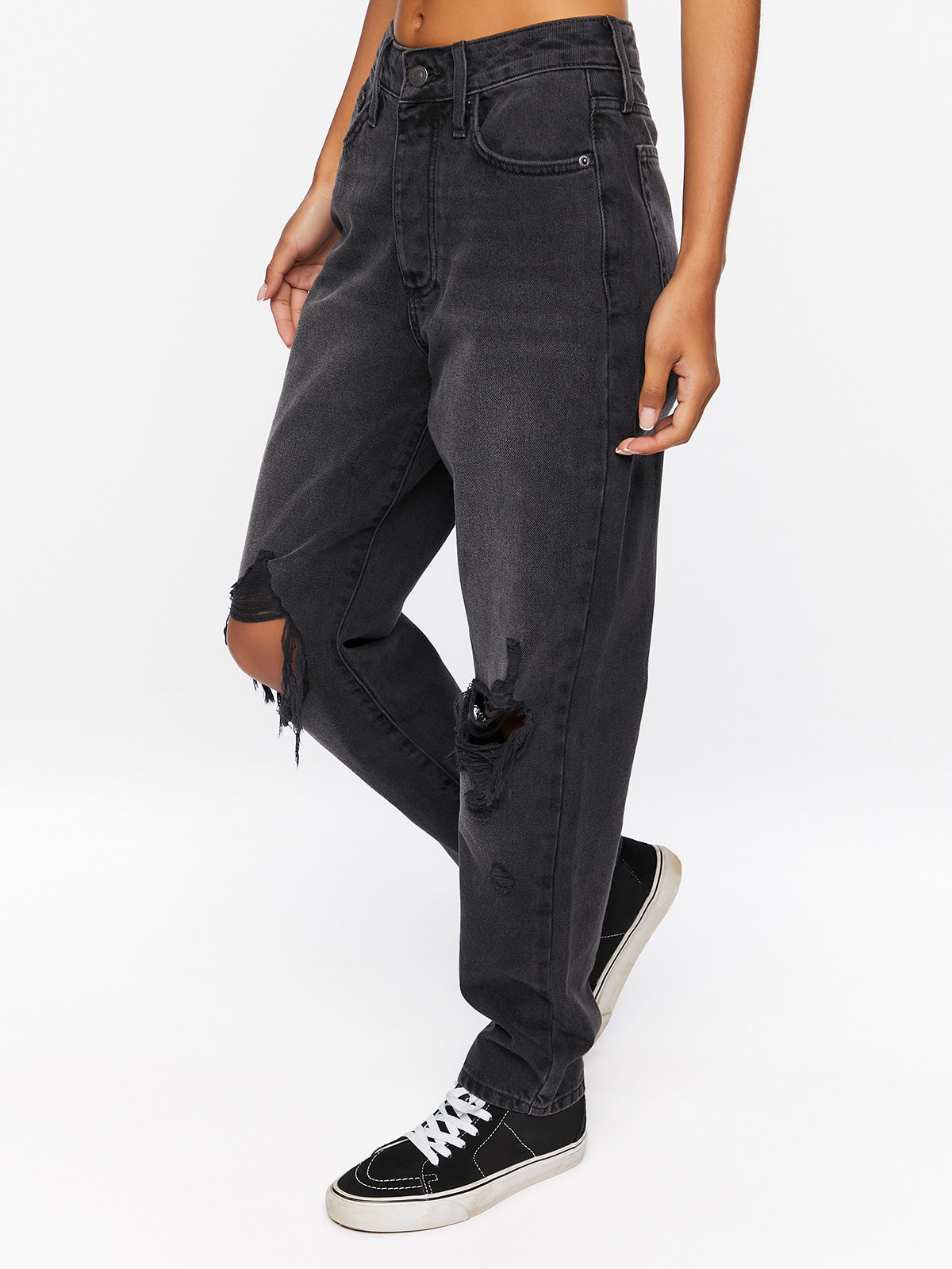 מכנסי ג'ינס בגזרת MOM גבוהה- FOREVER 21|פוראבר 21
