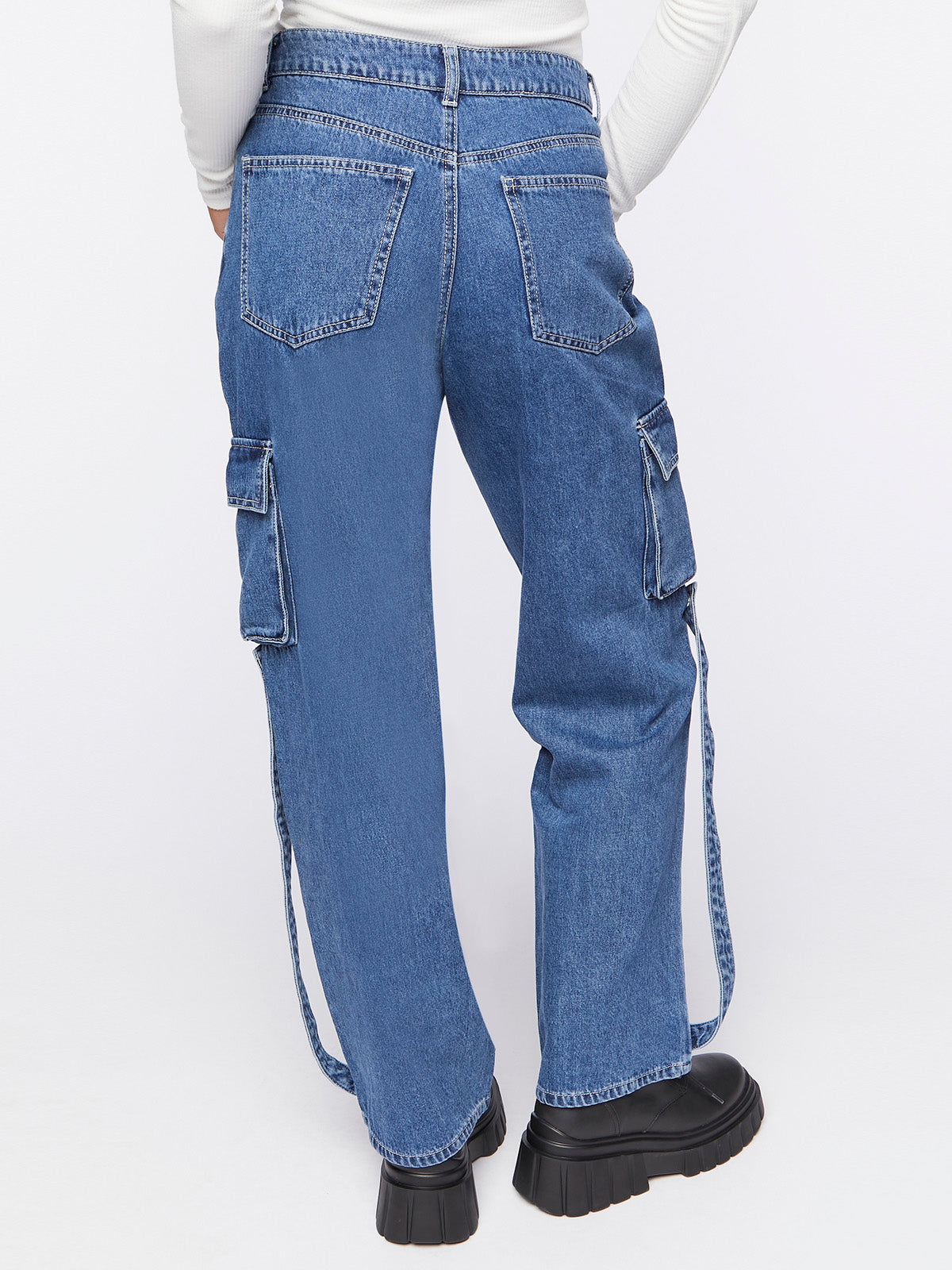 מכנסי ג'ינס בגזרת CARGO- FOREVER 21|פוראבר 21