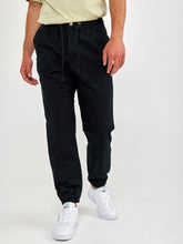מכנסיים ארוכים בגזרת JOGGER