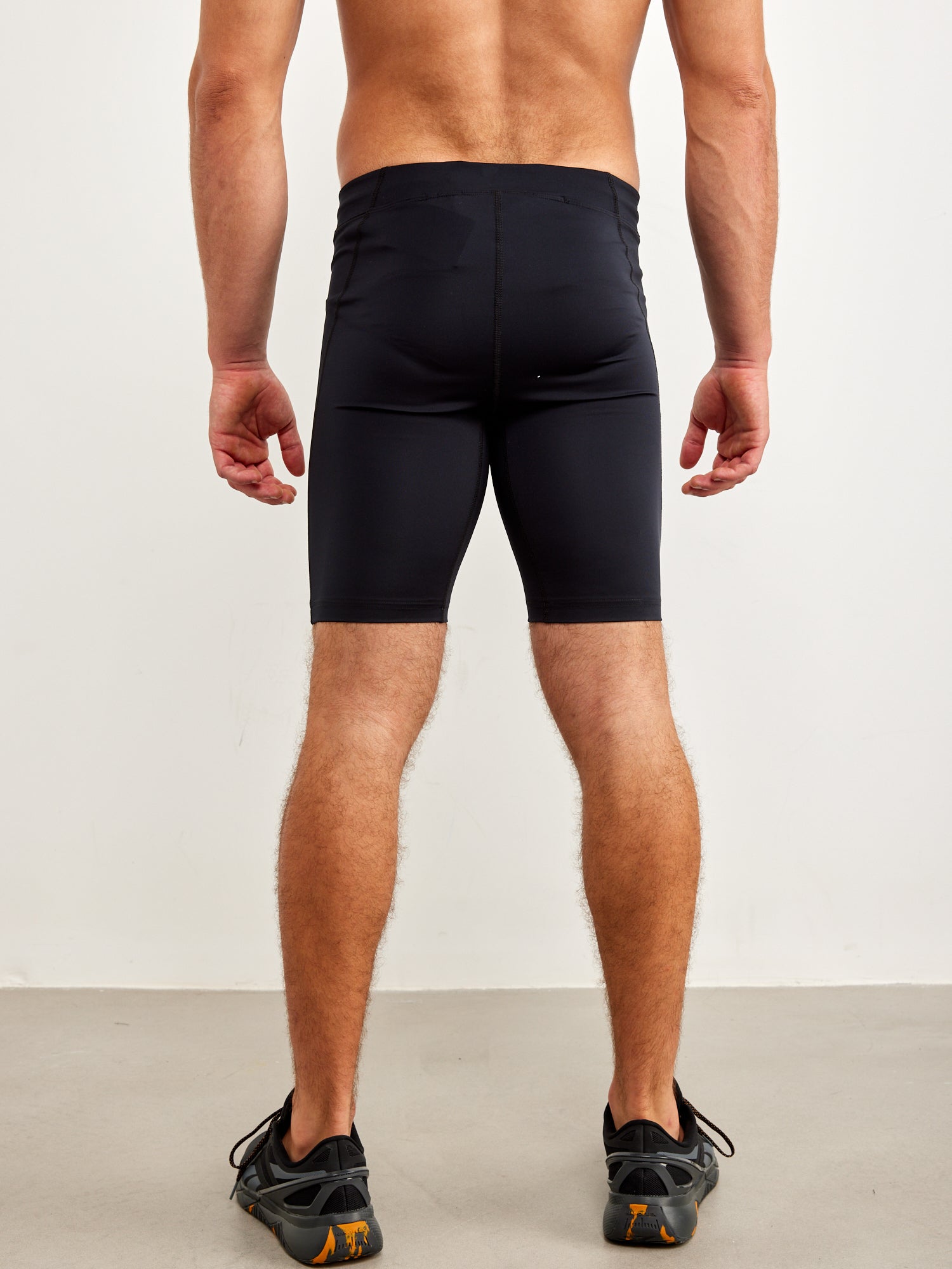 טייץ אימון עם לוגו- under armour|אנדר ארמור