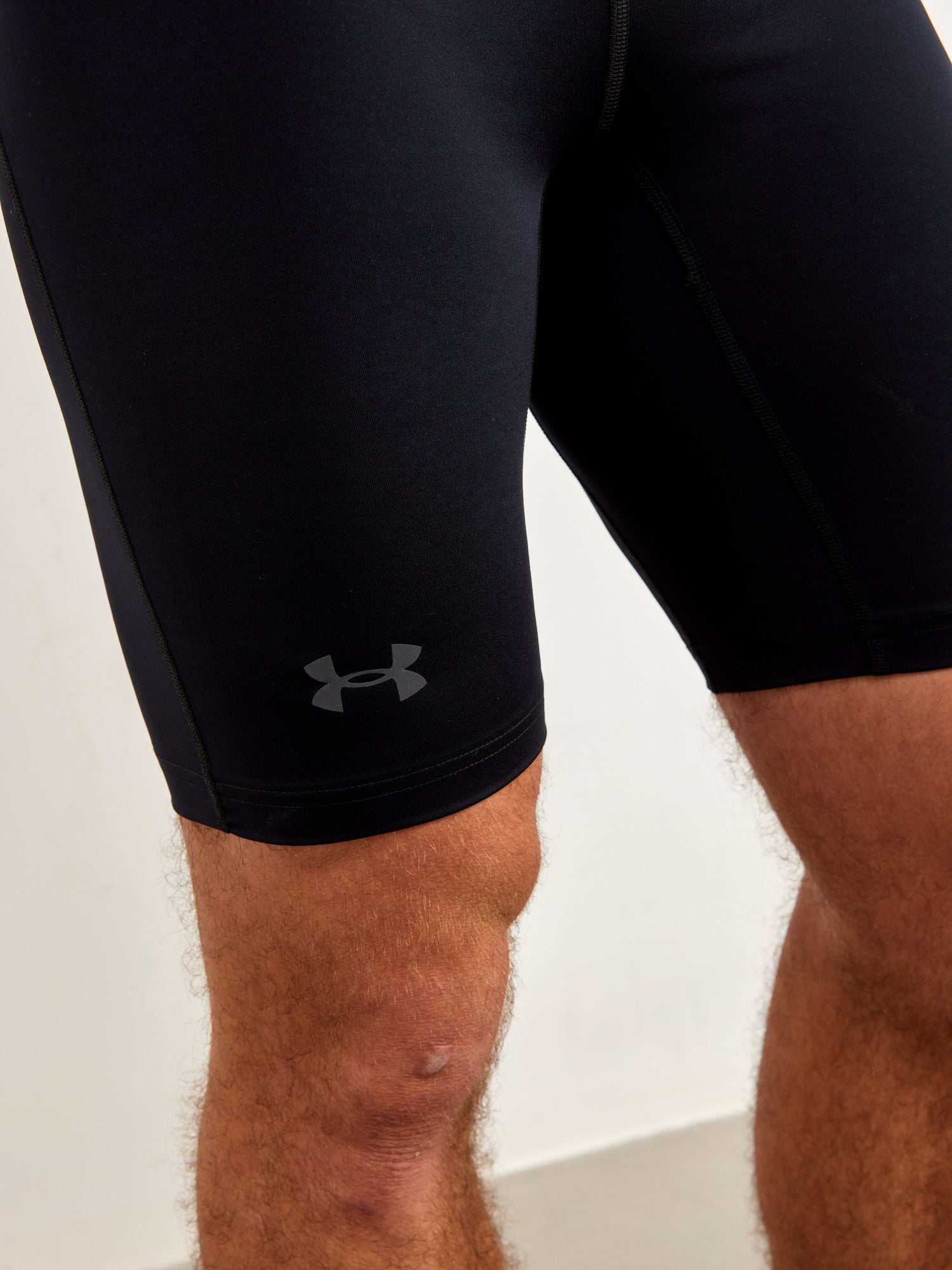 טייץ אימון עם לוגו- under armour|אנדר ארמור