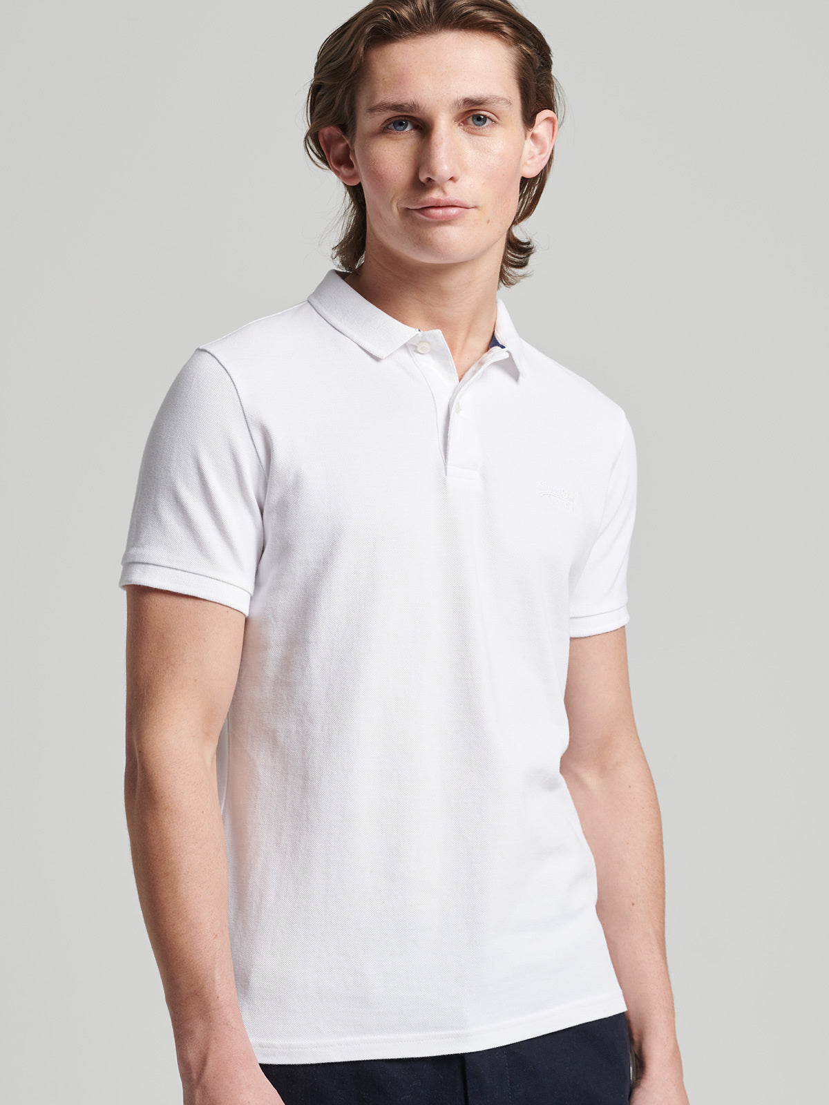 חולצת פולו קצרה עם לוגו רקום- Super Dry|סופר דריי