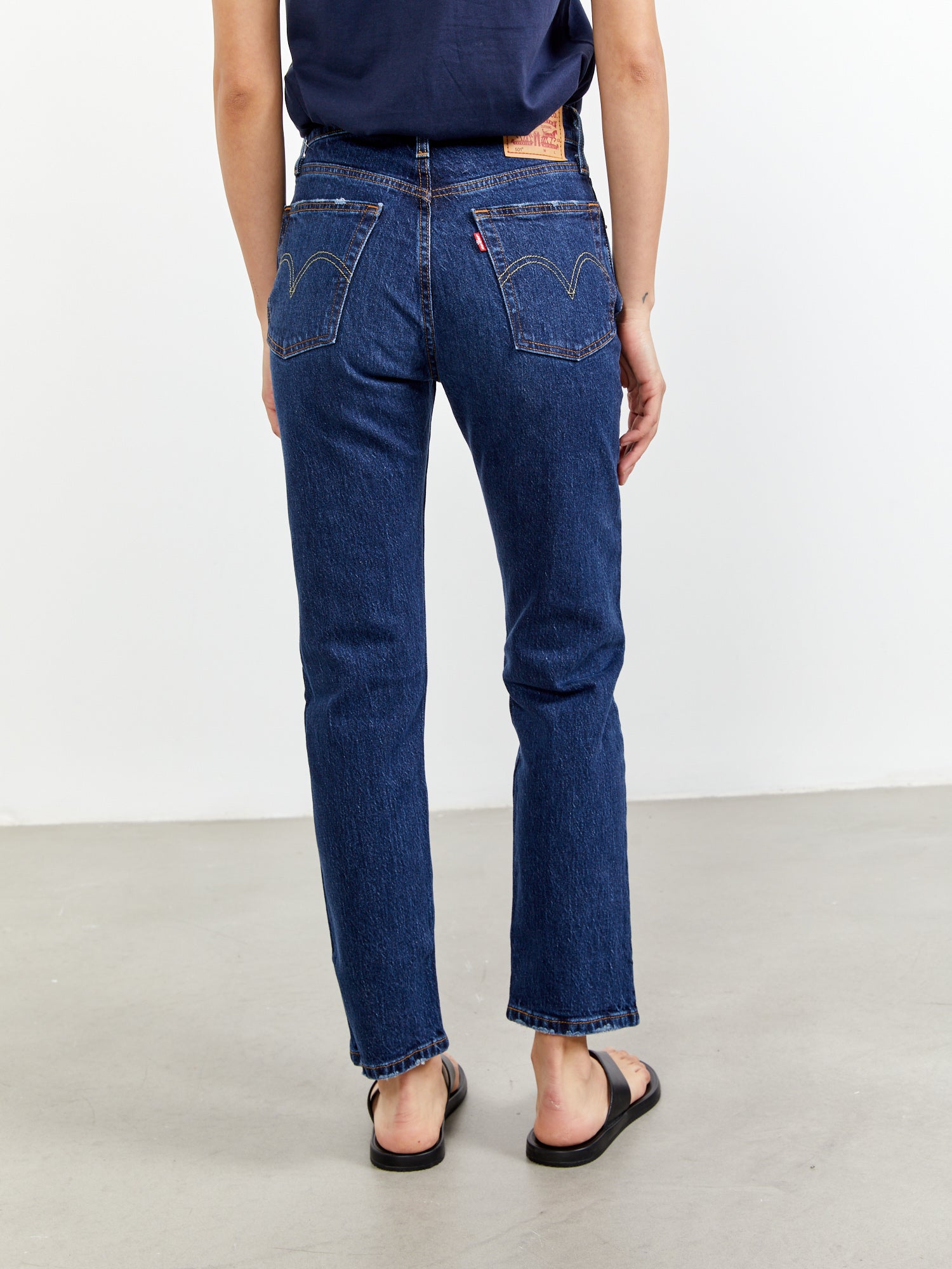 מכנסי ג'ינס קרופ 501 בגזרה גבוהה- Levi's|ליוויס