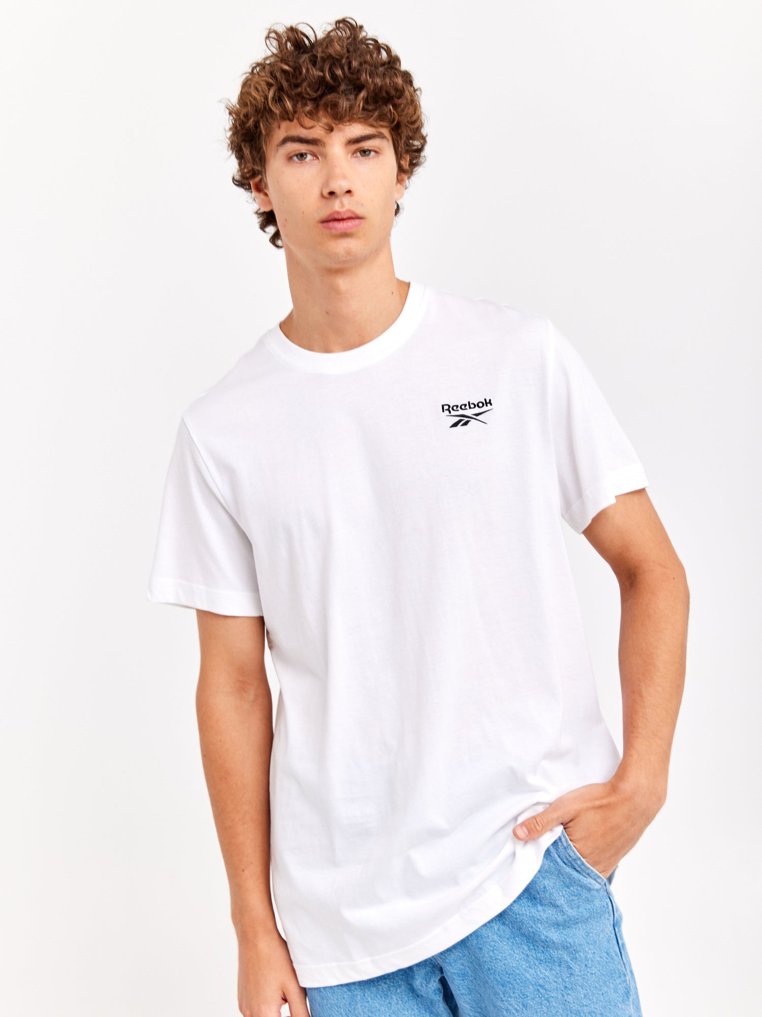 טי שירט בייסיק עם רקמת לוגו- Reebok|ריבוק