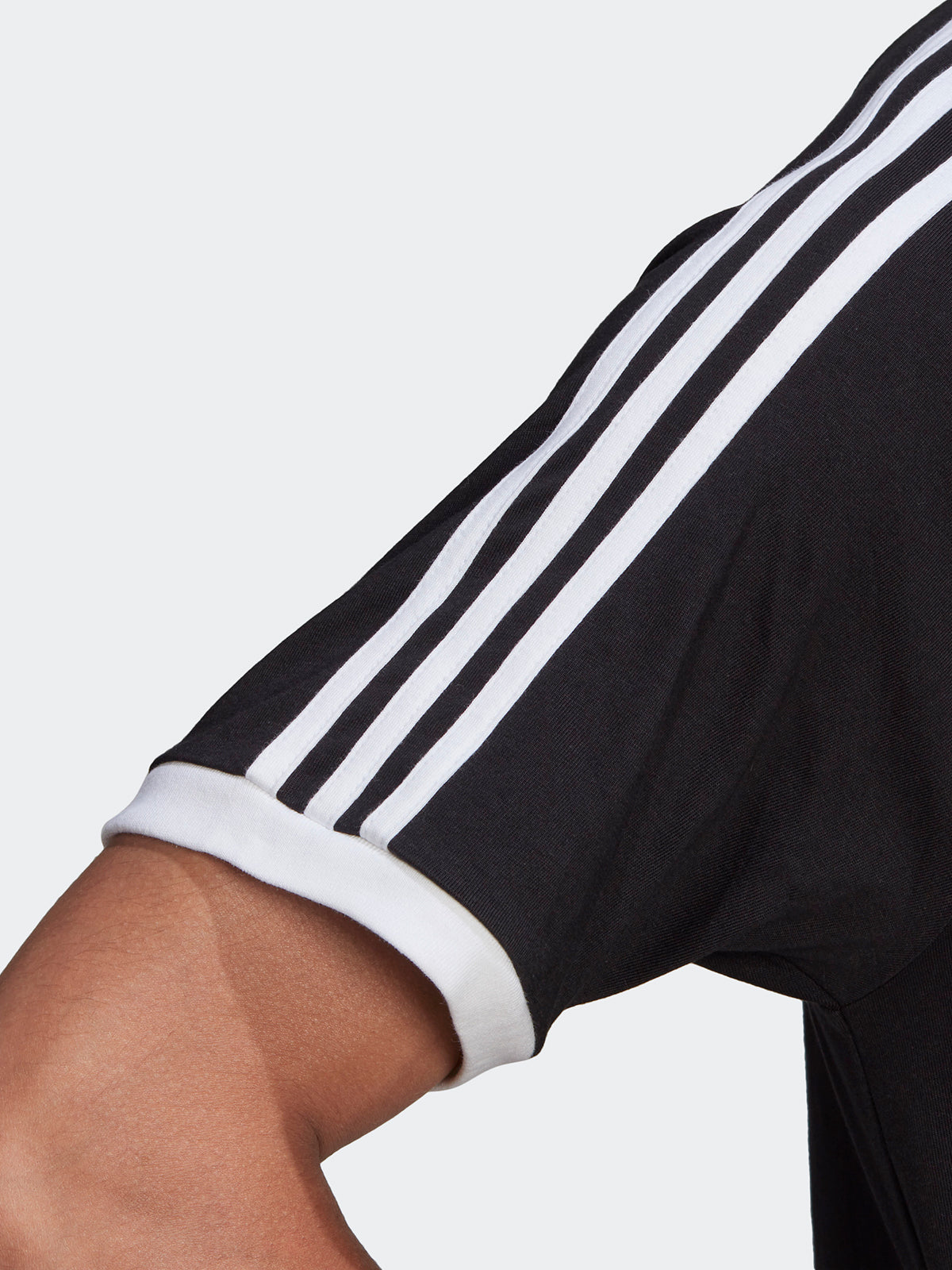 טי שירט בייסיק עם דוגמת פסים- Adidas Originals|אדידס אוריג'ינלס