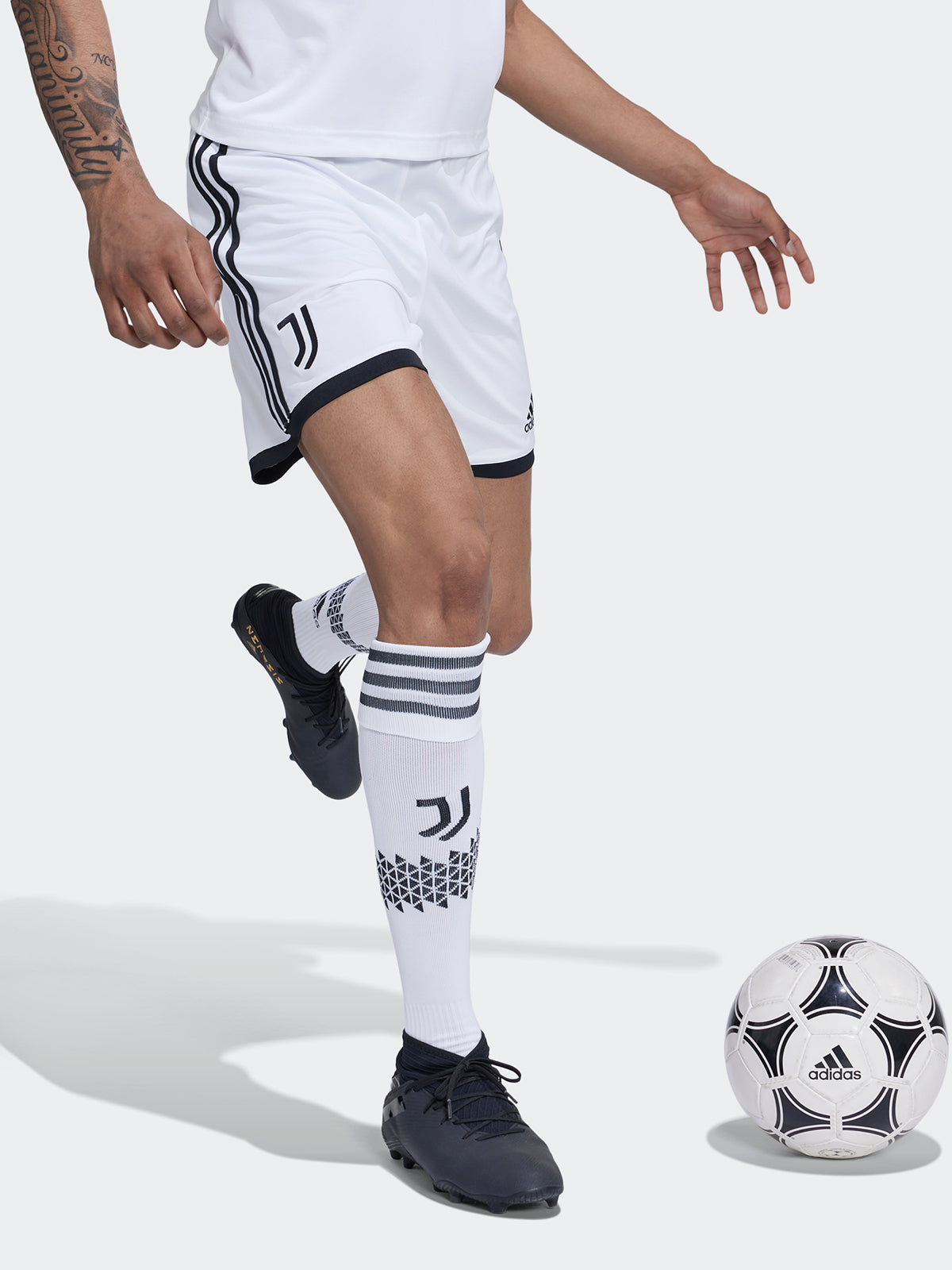 מכנסי כדורגל JUVENTUS 22/23- adidas performance|אדידס פרפורמנס