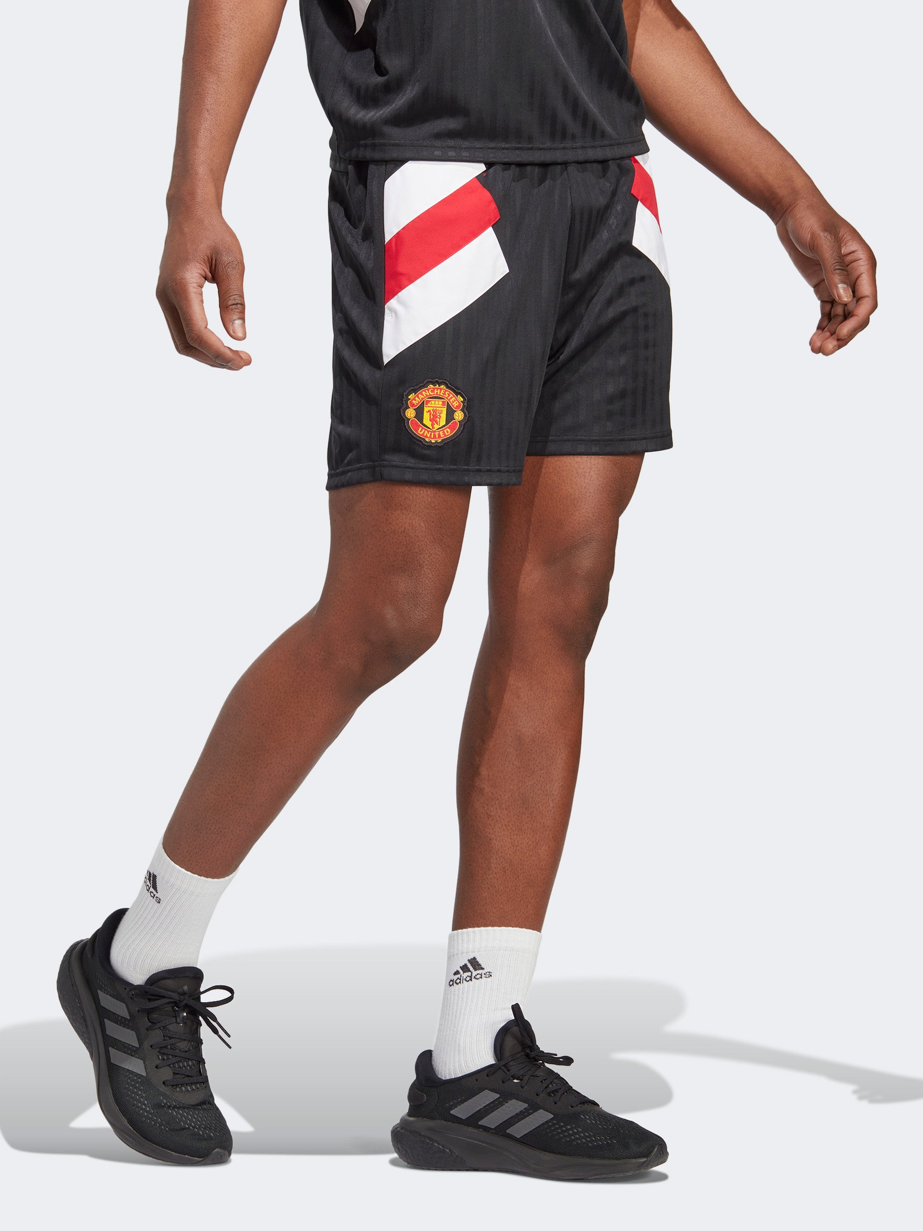מכנסי אימון קצרים מנצ'סטר יונייטד- adidas performance|אדידס פרפורמנס
