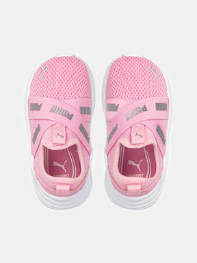 נעלי ספורט עם רצועות ממותגות/ תינוקות