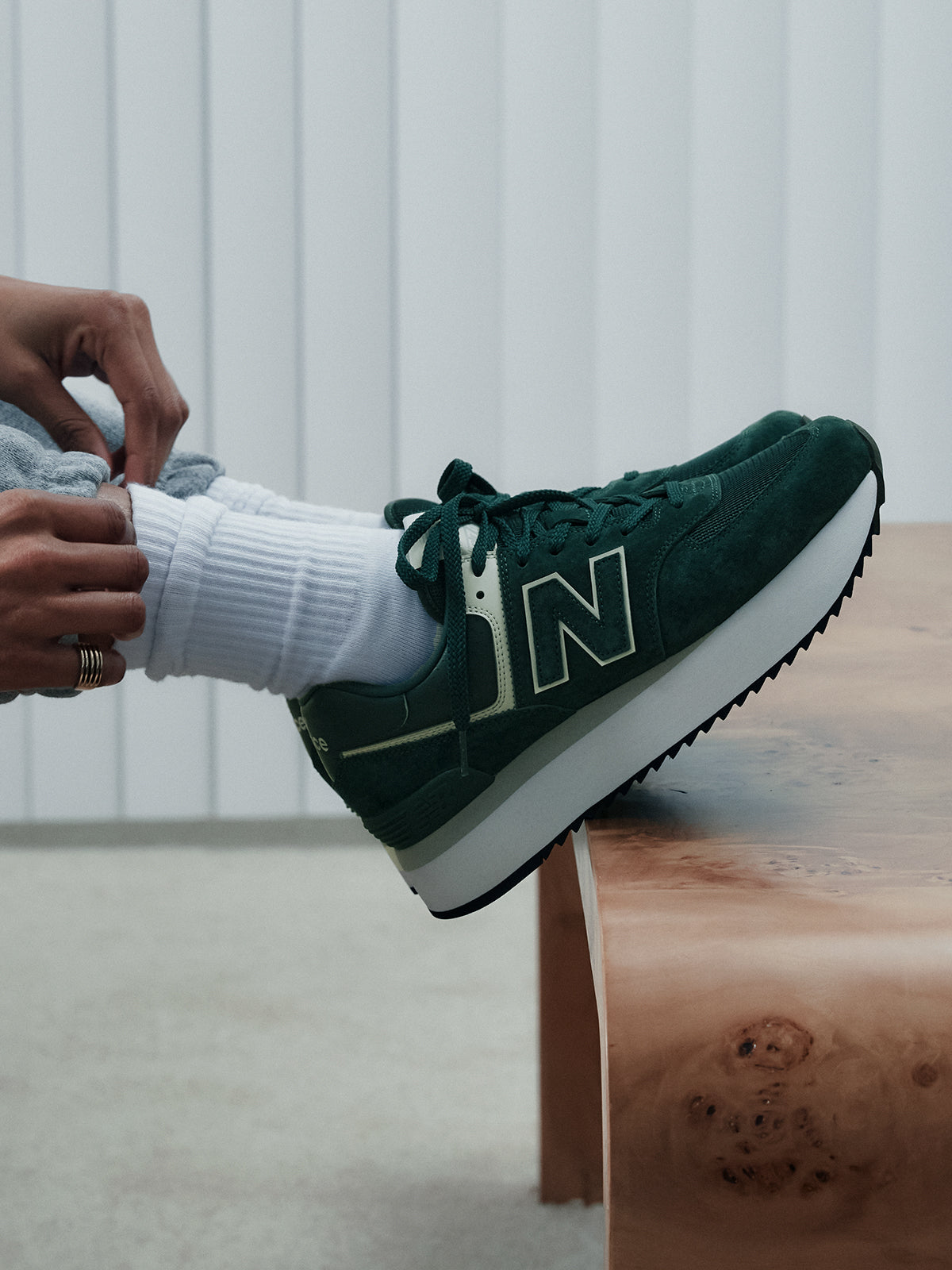 נעלי סניקרס פלטפורמה WL574  / נשים- New Balance|ניו בלאנס