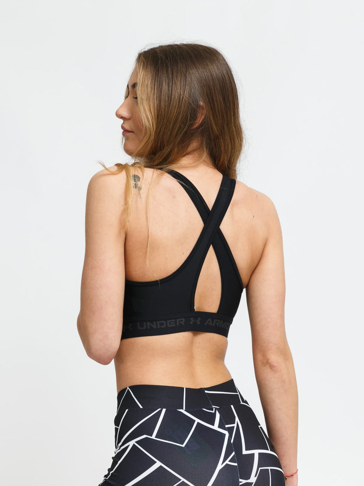 גוזיית ספורט סטריפ לוגו- under armour|אנדר ארמור