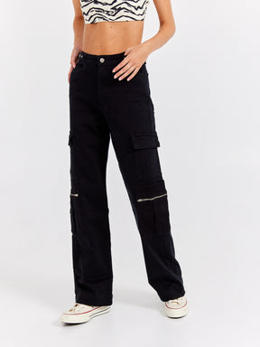 מכנסי CARGO ג'ינס בגזרה נמוכה