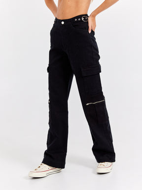 מכנסי CARGO ג'ינס בגזרה נמוכה